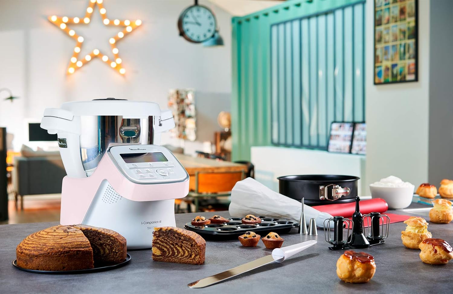 Moulinex i-Companion XL Edition Pâtisserie, 1550 W, Recettes illimitées, Température entre 30° et 150°, Capacité utile 3 L (10 pers), 12 accessoires dont 6 de pâtisserie, Fabriqué en France HF90E700