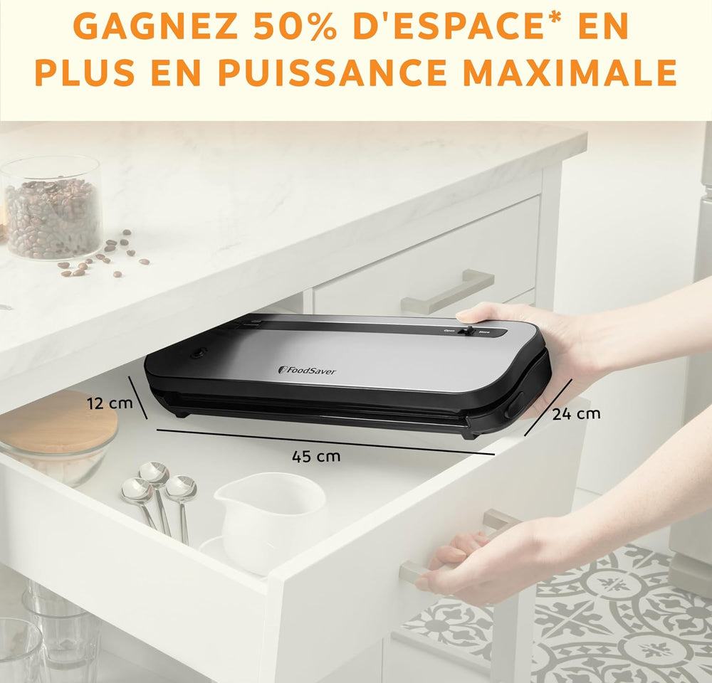 FoodSaver FFS005X Machine sous Vide avec Compartiment de Rangement pour Rouleau et Cutter, Fonction Pulse pour Aliments Fragiles, Inclus Accessoires et Sacs de Mise sous Vide Assortis